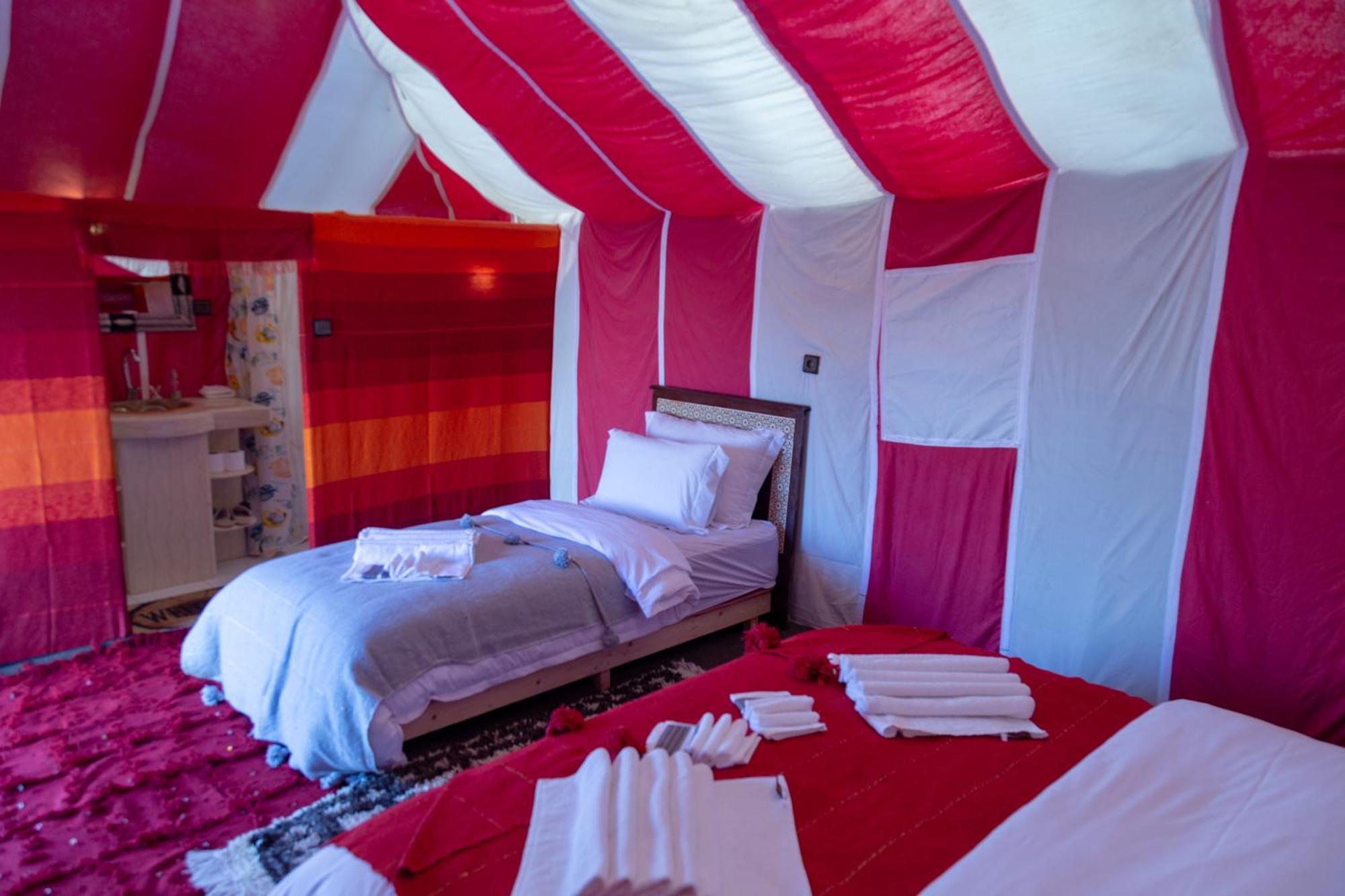 Erg Chebbi Khamlia Desert Camp Мерзуга Экстерьер фото